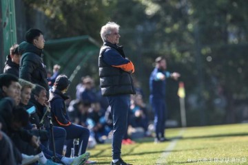 NBA视频-足球报：云南玉昆将在24日和朝鲜国家队热身