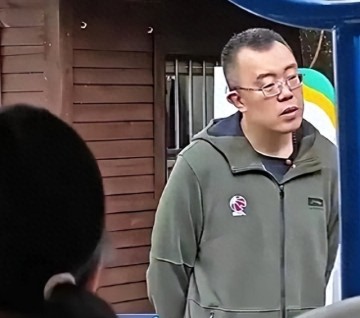 NBA录像-他是CBA4冠王，退役拒百万年薪，过朝九晚五生活，妻子是美丽空姐|韩德君|辽宁队|中锋|中国篮球|nba_新浪体育_新浪新闻